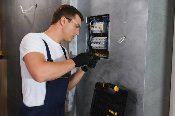 Best Affordable Emergency Electrician  in Calico Rock, AR
